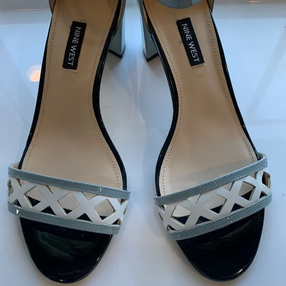 Nine West Paisley Open Toe Blue Patent Leather Block Heel Sandals - Picture 12 of 16